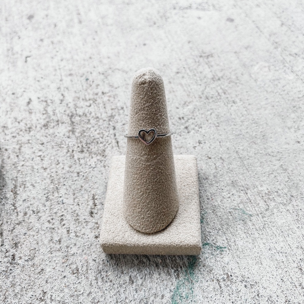 Heart Ring - Picture 7 of 12